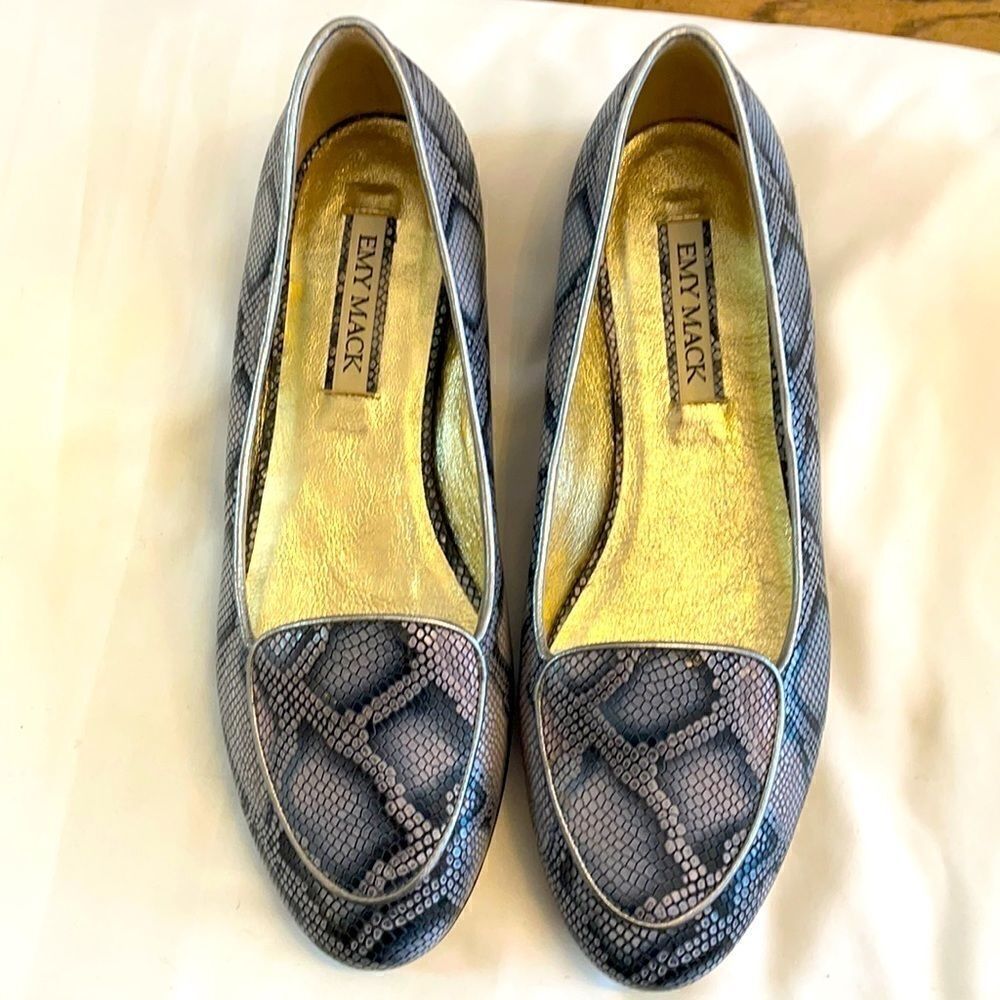 EMY MACK PYTHON MOTIF FLATS.  NEW